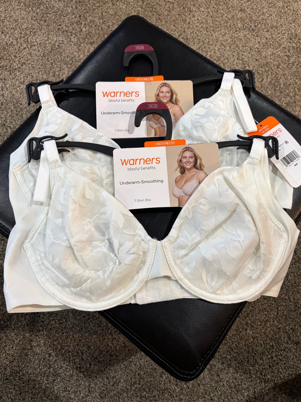 Warners white underwire unlined underarm-smoothing lace bras size 36B